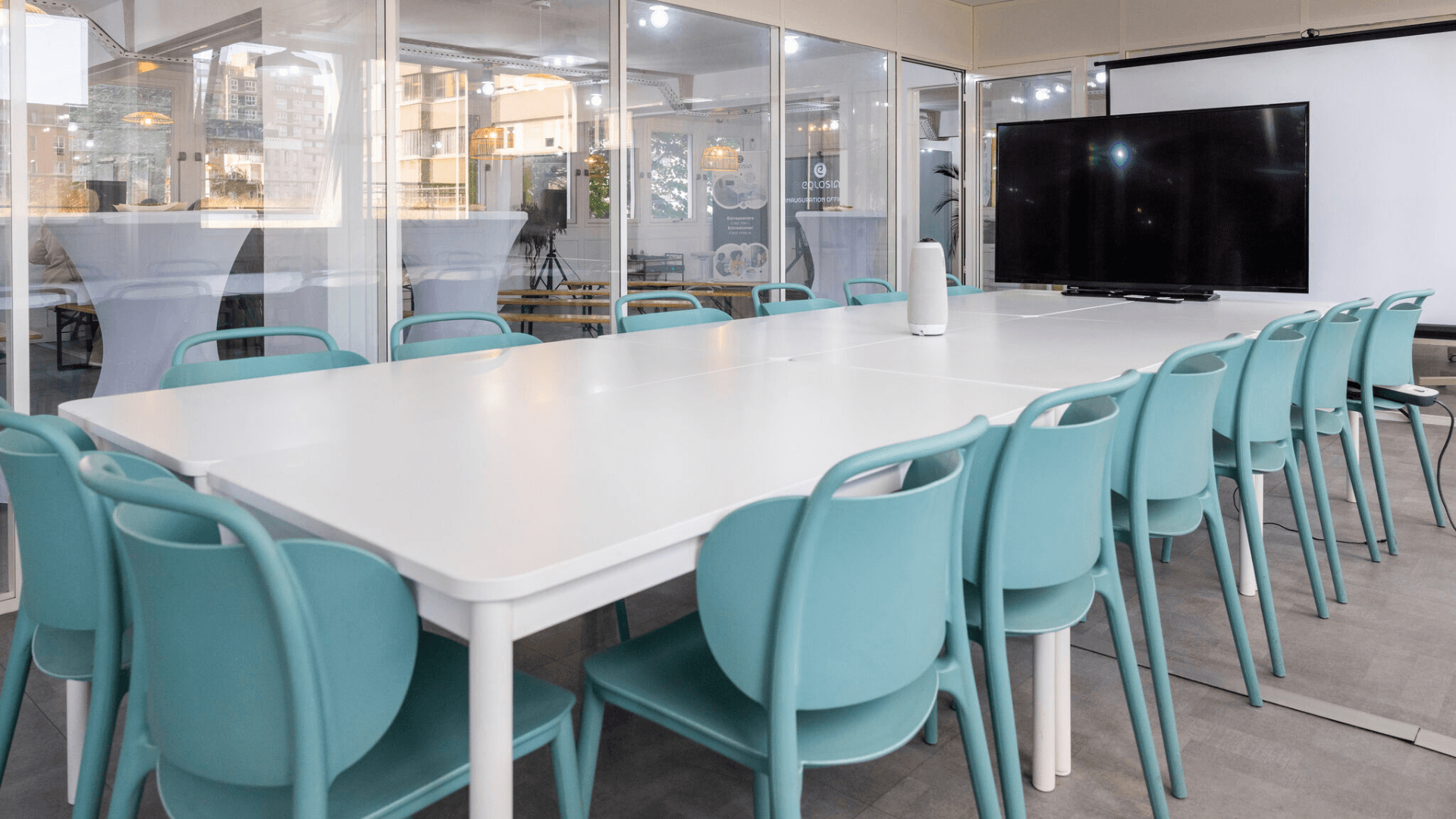 Espace de coworking Eqlosia à Vitry-sur-Seine, France - où opère IIOFL